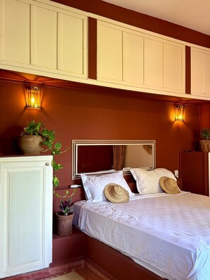 Iron/ironing board, WiFi, bed sheets - Domaine JJ, Oasis with swimming pool 20 minutes from Marrakech, view of the Atlas mountains. (Marrakech)