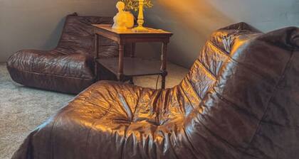 Gangsters Paradise @ Renegade Hideaways