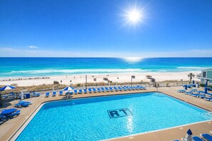 A heated pool - Gulf Front 2BR Condo Sleeps 8 with FREE BEACH SERVICE (Panama City Beach)
