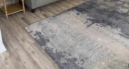 2-bedroom house in the villages with golf course view and included golf cart!