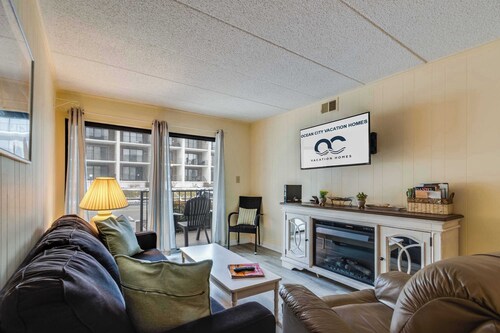 144 East 104