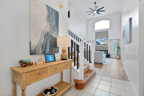 Smart TV, fireplace, video games - Near Disney Parks- Themed 5BR with Pool & Spa (Davenport)
