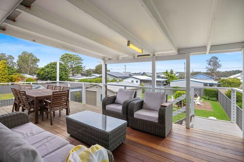 Alma Beach Haven - Family home