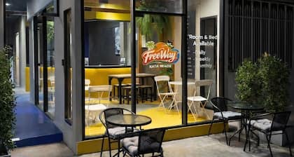 Free Way Kata Beach Hostel