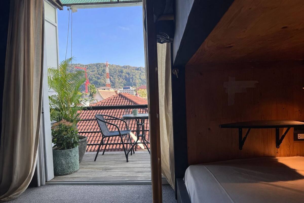 舒適共用宿舍, 城市景觀 | 熨斗/熨衣板、免費無線上網