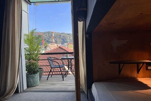 Comfort Shared Dormitory, City View - Free Way Kata Beach Hostel (Karon)