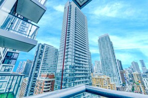 Imagen sin descripción, 2 de 21, botón