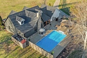 Unclassified image, 3 of 29, button - Ramblers Rest with Pool (Fort Payne)