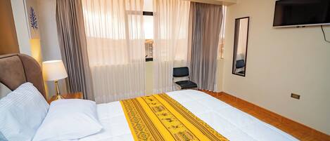 4 chambres, fer et planche Ă repasser, accĂšs Internet, draps fournis