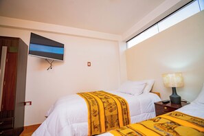 4 chambres, fer et planche à repasser, accès à Internet, literie fournie