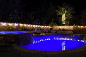 Outdoor pool, a heated pool - Hollywood Inspired Pool, Spa, Gold home near Palm Springs (Desert Hot Springs)