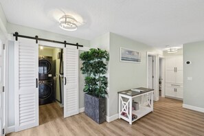 Interior - Tee to Sea Retreat - Inside TPC Sawgrass Gated Community, Ponte Vedra Beach  (Palm Valley)