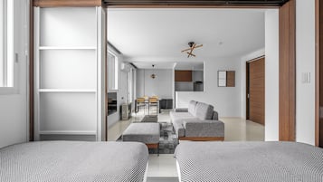 Apartment | Iron/ironing board, free WiFi