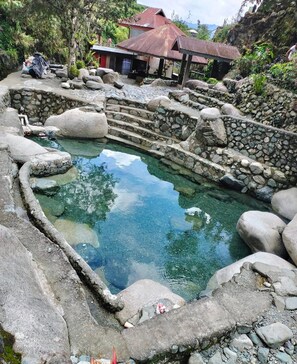 Unclassified image, 2 of 10, button - Australian Hotel Hungduan (Hungduan)