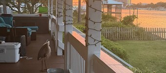 2-bedroom waterfront bed & breakfast in lovely Perdido Key with private dock