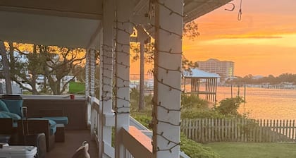 2-bedroom waterfront bed & breakfast in lovely Perdido Key with private dock