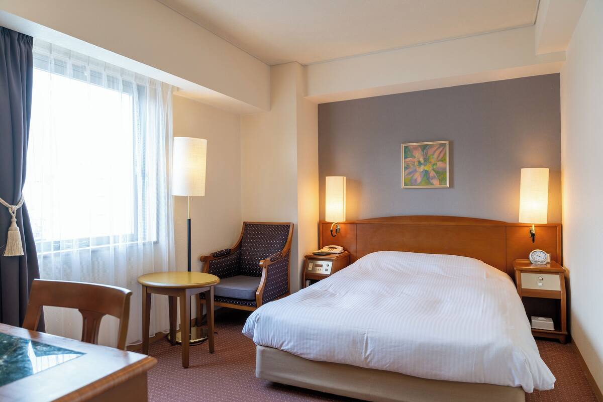 In-room safe, desk, laptop workspace, blackout drapes