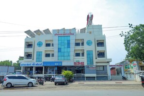 숙박 시설 정면