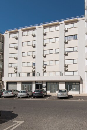 Exterior - Lisbon Serviced Apartmentos - Campos (Lisbon)