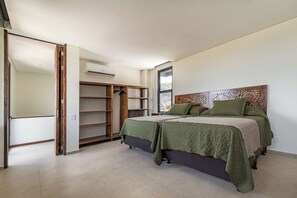 3 bedrooms, WiFi, bed sheets - Ocean Breezes & Mountain Views — Your Cliffside Escape in La Libertad (El Sunzal)