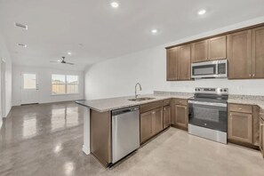 Microwave, oven, stovetop, dishwasher