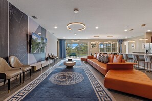 Lobby - 15BR w/ Star Wars Game Room, Themed Rooms & Pool (Kissimmee)