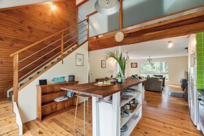 Interior - Birdsong at Bawley - Beach Escape (Bawley Point)