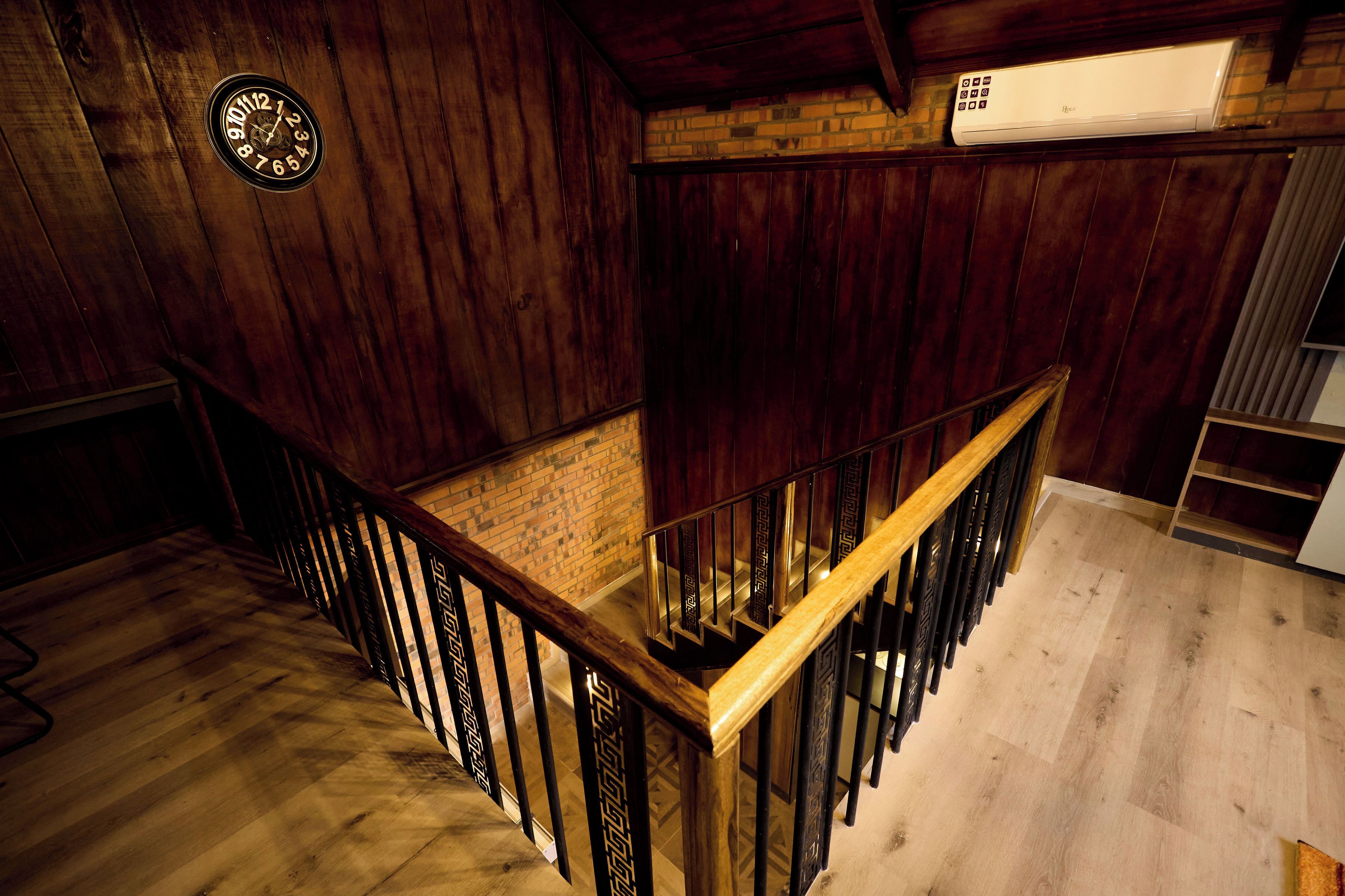 Executive Studio | Interior