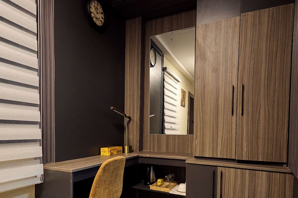 Standard Double Room | Individually decorated, individually furnished, desk, laptop workspace