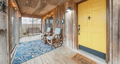 The Horse Haven (1536 Gratton Rd)