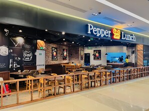 Dining - Hopo Apt - Vinhomes D'capitale Luxury (Ha Noi)