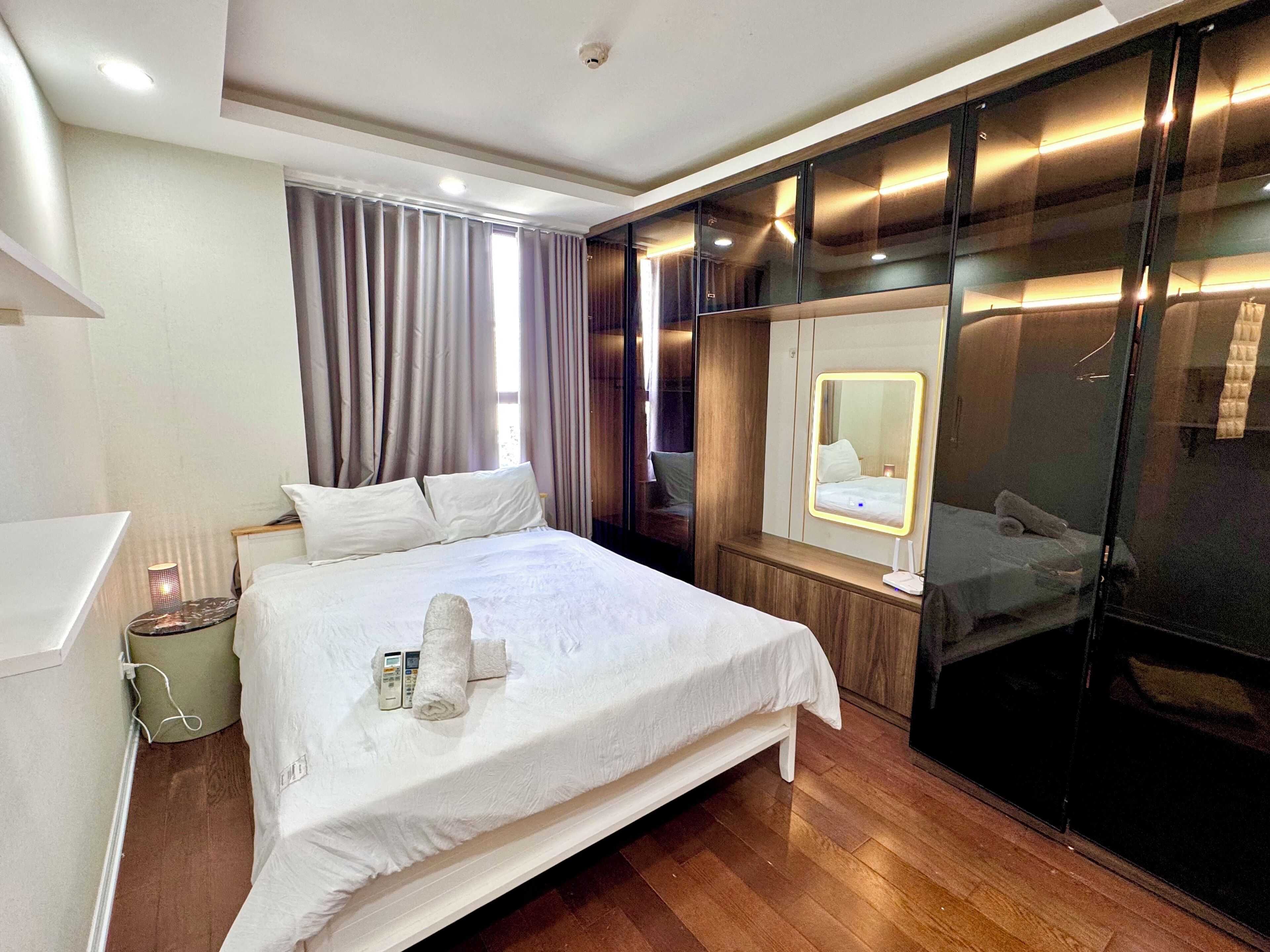 Leilighet, 3 soverom, balkong, utsikt mot innsjø