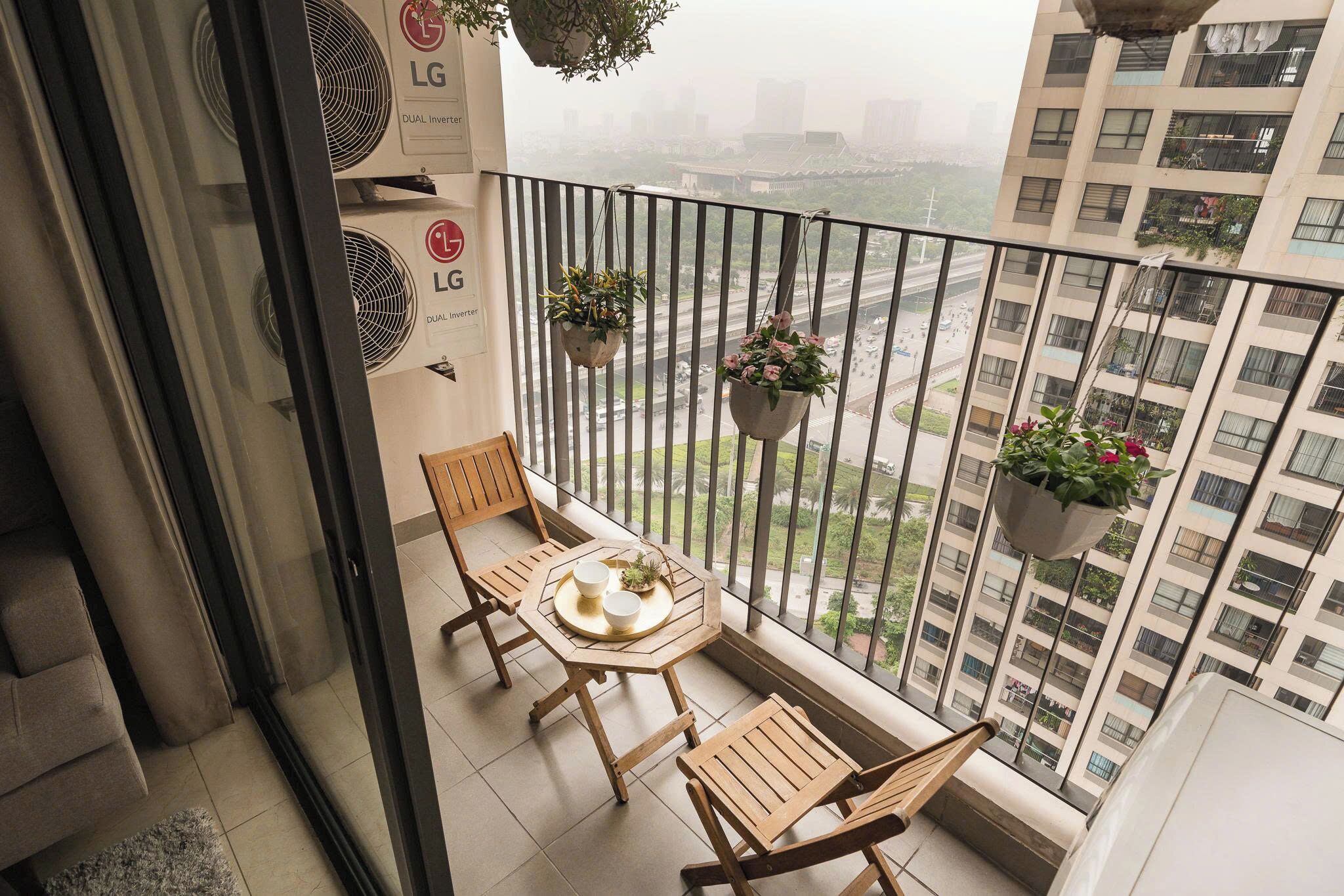 Phòng Suite Deluxe, 1 phòng ngủ, ban công, quang cảnh hồ | Hiên