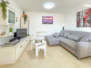 Living area - Apartment DaNi by Interhome (Pula)