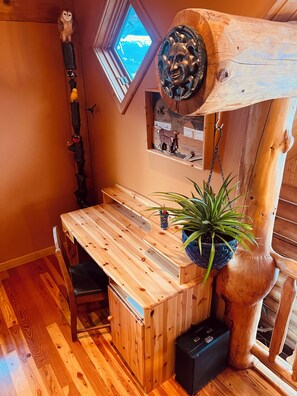 Unclassified image, 4 of 21, button