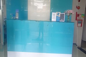 Immagine non classificata, 5 di 16, pulsante