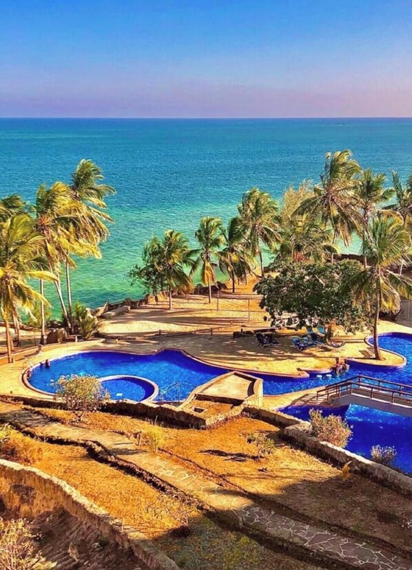 Pool - Duplex Ocean View 1bedroom Apartment D10 ,Top Floor (Mombasa)