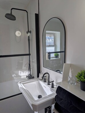 Hair dryer, towels, soap, toilet paper - Historic Elegance Meets Modern Comfort|Stylish 2BR 2Bth, Walkable Heritage Area (Windsor)