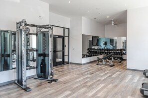 Apartment (2 Bedrooms) | Interior - Affordable 2-bedroom Fishers Pool View (Fishers)