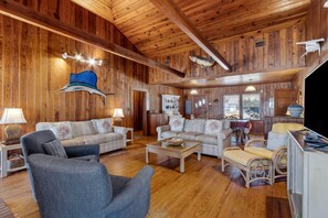 Interior - 1180 S Fletcher Ave (Fernandina Beach)