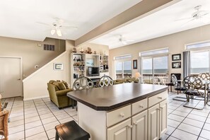Interior - 812 S Fletcher Ave (Fernandina Beach)
