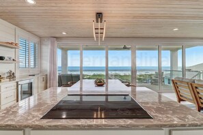 Interior - 226 South Fletcher 2nd Floor (Fernandina Beach)