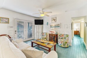 Interior - 2185 S Fletcher Ave (Fernandina Beach)