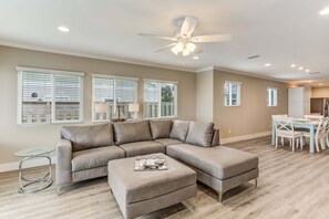 Interior - 2958 S Fletcher Ave (Fernandina Beach)