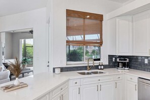 Interior - Fpc228 (Punta Gorda)