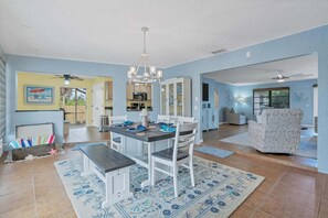 Interior - Bbc18614 (Port Charlotte)