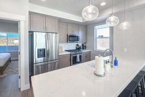 Interior - Sanctuary - Silver Creek (Park City)