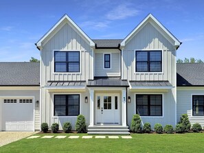 House (4 Bedrooms) | Front of property - Summit Vista by Rove 4BR Home W/patio & Pool (Westhampton)