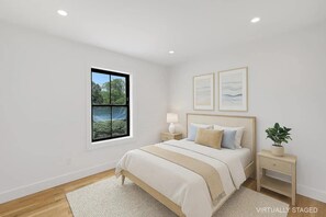 Interior - Summit Vista by Rove 4BR Home W/patio & Pool (Westhampton)