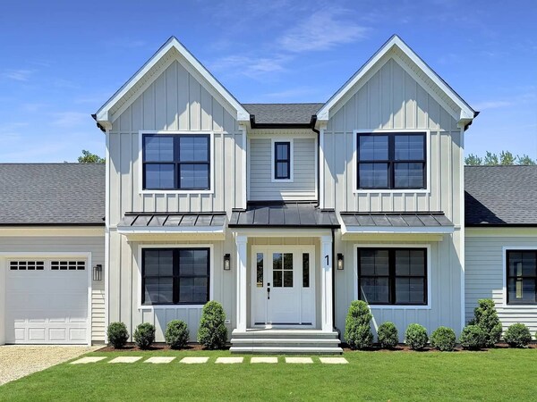 Summit Vista By Rove 4br Home W/patio & Pool - The Hamptons, NY